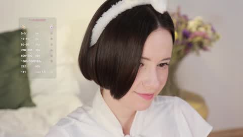 Essie  online show from December 23, 2024, 2:35 am