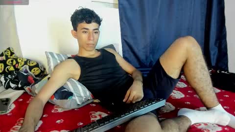 Snapshot of _fiore_ chatting on November 24, 2025, 1:00 pm jair eduardo online show from November 24, 2025, 1:00 pm