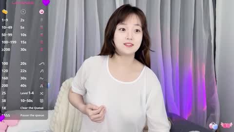 Flipped online show from October 22, 2025, 1:06 am