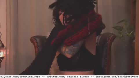 Snapshot of _frankie_rivers chatting on February 20, 2025, 11:20 am Frankie Rivers allmylinks  online show from February 20, 2025, 11:20 am