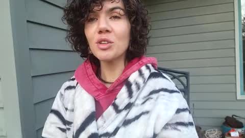 Snapshot of _frankie_rivers chatting on March 1, 2025, 3:38 pm Frankie Rivers allmylinks  online show from March 1, 2025, 3:38 pm