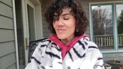 Snapshot of _frankie_rivers chatting on March 2, 2025, 6:51 pm Frankie Rivers allmylinks  online show from March 2, 2025, 6:51 pm