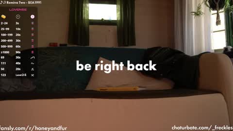 Snapshot of _freckles chatting on December 23, 2024, 9:40 pm Jacqui Queen goddess motorcycle mozzarella Jaq next livestream see bio online show from December 23, 2024, 9:40 pm