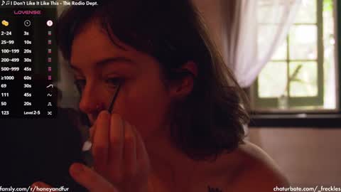 Snapshot of _freckles chatting on February 13, 2025, 10:22 pm Jacqui Queen goddess motorcycle mozzarella Jaq next livestream see bio online show from February 13, 2025, 10:22 pm