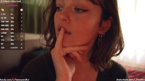 Snapshot of _freckles chatting on February 17, 2025, 1:15 am Jacqui Queen goddess motorcycle mozzarella Jaq next livestream see bio online show from February 17, 2025, 1:15 am