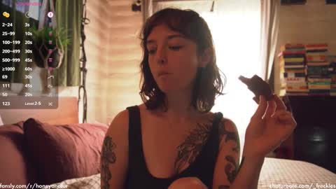 Snapshot of _freckles chatting on February 28, 2025, 11:23 pm Jacqui Queen goddess motorcycle mozzarella Jaq next livestream see bio online show from February 28, 2025, 11:23 pm