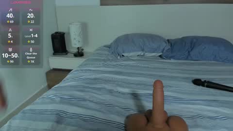 Snapshot of _fullmoon chatting on February 26, 2025, 12:05 am fullmoon online show from February 26, 2025, 12:05 am