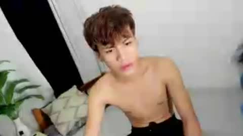 Snapshot of _gelo69_ chatting on July 13, 2026, 4:32 pm _gelo69_ online show from July 13, 2026, 4:32 pm