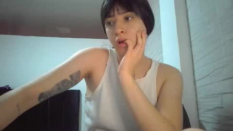 Snapshot of _genesid_dixton chatting on December 20, 2025, 4:47 pm Mia-foster online show from December 20, 2025, 4:47 pm