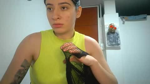 Snapshot of _genesid_dixton chatting on January 10, 2026, 2:35 am Mia-foster online show from January 10, 2026, 2:35 am