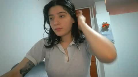 Snapshot of _genesid_dixton chatting on January 16, 2026, 8:13 pm Mia-foster online show from January 16, 2026, 8:13 pm