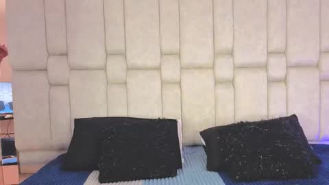 Ginger Cherry online show from October 18, 2025, 4:37 am