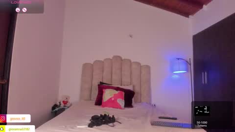 Snapshot of _giovaa_ chatting on November 20, 2025, 7:46 pm G I O V A online show from November 20, 2025, 7:46 pm