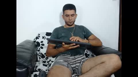 Snapshot of _grasshopper chatting on February 23, 2026, 6:16 pm _grasshopper online show from February 23, 2026, 6:16 pm