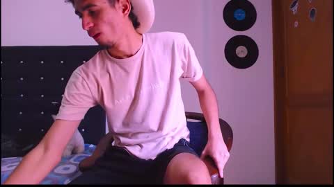 GsusssFeets online show from November 17, 2025, 5:30 pm