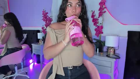Snapshot of _haannah_ chatting on September 26, 2025, 8:24 pm Hanna online show from September 26, 2025, 8:24 pm
