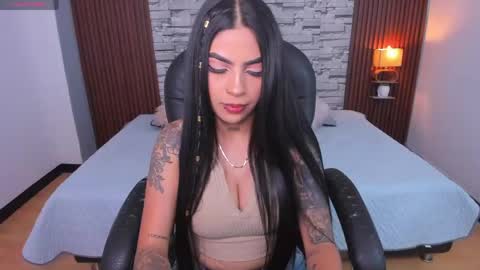 Snapshot of _hanna_miller__ chatting on May 5, 2026, 8:50 pm Hanna online show from May 5, 2026, 8:50 pm