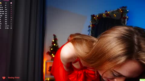 Snapshot of _healing_hottie_ chatting on December 24, 2024, 10:28 pm Veronica online show from December 24, 2024, 10:28 pm