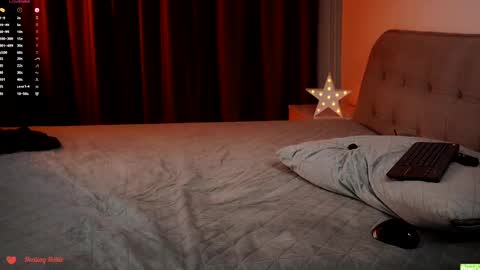 Snapshot of _healing_hottie_ chatting on February 23, 2025, 11:14 pm Veronica online show from February 23, 2025, 11:14 pm