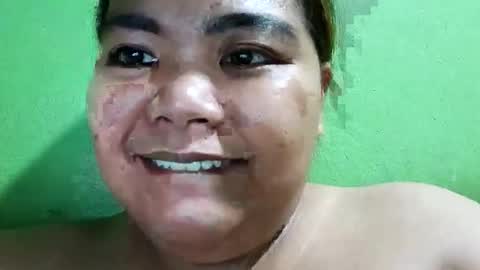 _hershey003 online show from October 20, 2025, 2:28 pm