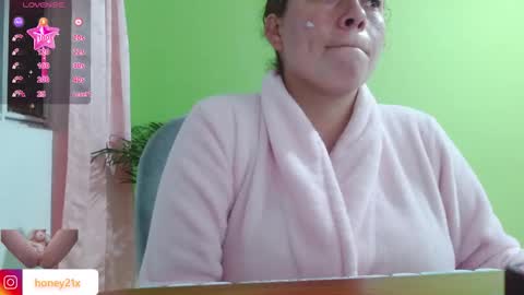 Honey online show from February 21, 2026, 10:49 am
