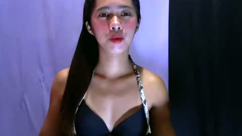 Lisa online show from December 1, 2025, 11:37 am