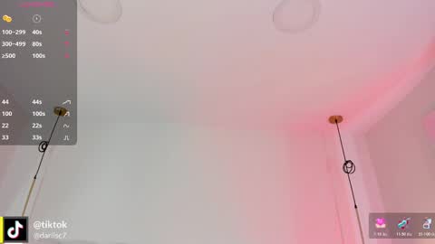 Darlis  online show from November 8, 2025, 7:23 pm