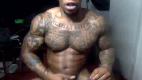 Tatted34 aka PimpDaddy SlickDick online show from December 24, 2024, 11:49 am