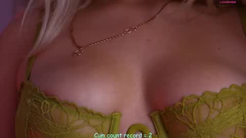 Maria online show from December 15, 2025, 7:34 am