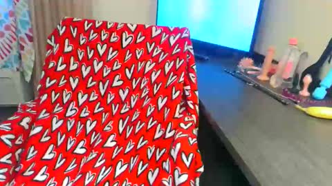  ittybitty online show from January 12, 2025, 1:05 pm