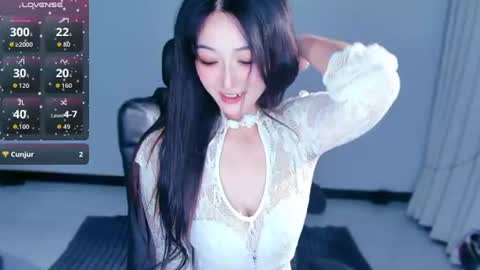 Snapshot of _iuiu_ chatting on July 31, 2026, 2:16 pm UU online show from July 31, 2026, 2:16 pm
