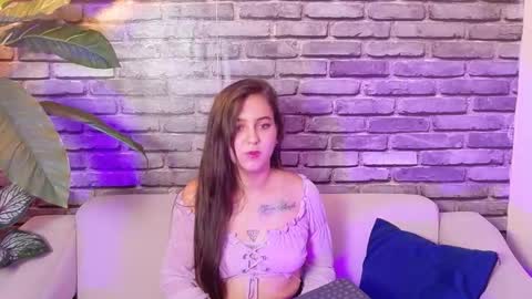 Annie online show from November 17, 2025, 6:57 pm