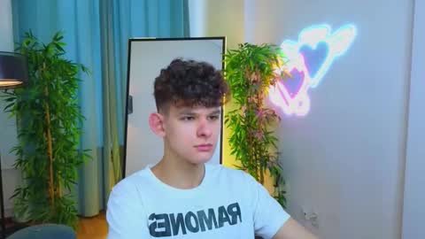 Snapshot of _jamesgray_ chatting on February 24, 2026, 11:30 am James online show from February 24, 2026, 11:30 am