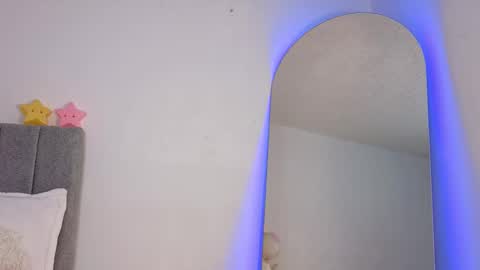 Snapshot of _jazmiin chatting on March 8, 2026, 10:41 am JAZZ online show from March 8, 2026, 10:41 am