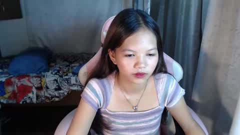 Snapshot of _jennn chatting on April 23, 2026, 5:15 pm Jen online show from April 23, 2026, 5:15 pm