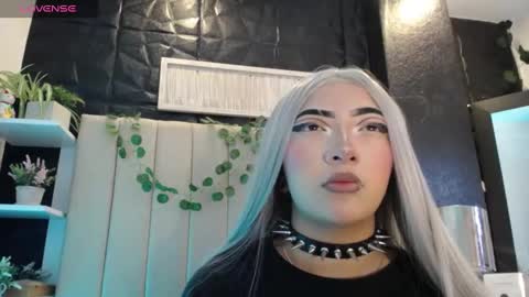 Snapshot of _johana18 chatting on January 11, 2025, 5:18 pm Mia online show from January 11, 2025, 5:18 pm