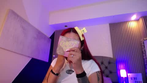 Snapshot of _johana18 chatting on January 16, 2025, 12:53 pm Mia online show from January 16, 2025, 12:53 pm