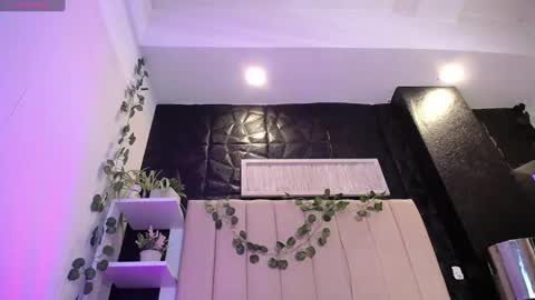 Snapshot of _johana18 chatting on January 21, 2025, 5:20 pm Mia online show from January 21, 2025, 5:20 pm