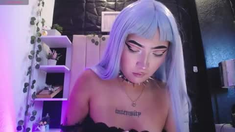 Snapshot of _johana18 chatting on January 24, 2025, 6:14 pm Mia online show from January 24, 2025, 6:14 pm