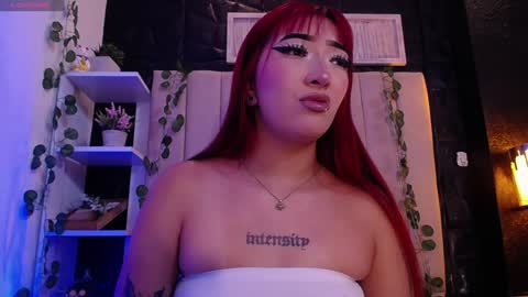 Snapshot of _johana18 chatting on January 31, 2025, 4:06 pm Mia online show from January 31, 2025, 4:06 pm