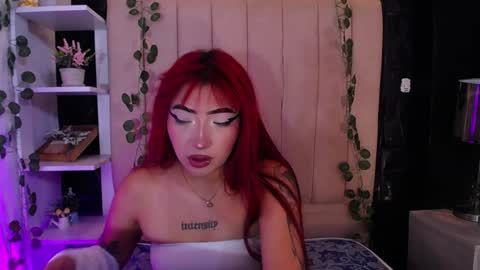 Snapshot of _johana18 chatting on February 3, 2025, 5:03 pm Mia online show from February 3, 2025, 5:03 pm