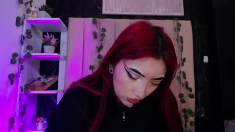 Snapshot of _johana18 chatting on February 6, 2025, 5:09 pm Mia online show from February 6, 2025, 5:09 pm