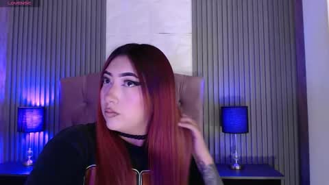 Snapshot of _johana18 chatting on November 12, 2025, 3:23 pm Mia online show from November 12, 2025, 3:23 pm