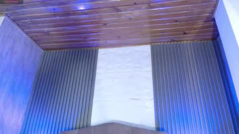 Snapshot of _johana18 chatting on December 13, 2025, 7:53 pm Mia online show from December 13, 2025, 7:53 pm