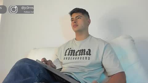 _juanes__ online show from December 2, 2024, 5:04 pm