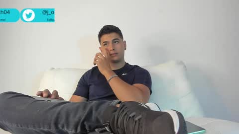 _juanes__ online show from December 24, 2024, 5:55 pm