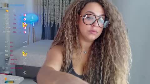 _just_a_queen_3 online show from November 16, 2025, 7:14 am