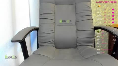 Snapshot of _justcallme_ chatting on December 22, 2024, 9:31 pm _justcallme_ online show from December 22, 2024, 9:31 pm