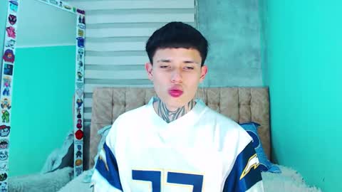 Snapshot of _justinmoon2 chatting on November 24, 2025, 3:50 am mod online show from November 24, 2025, 3:50 am