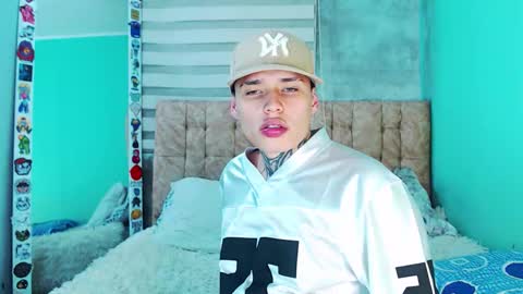 Snapshot of _justinmoon2 chatting on November 25, 2025, 5:07 am mod online show from November 25, 2025, 5:07 am